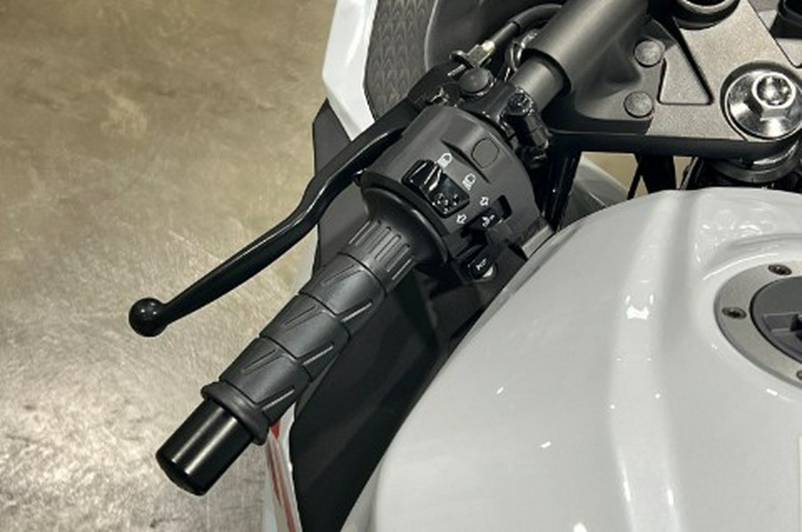 2026 Kawasaki Ninja® 300 ABS