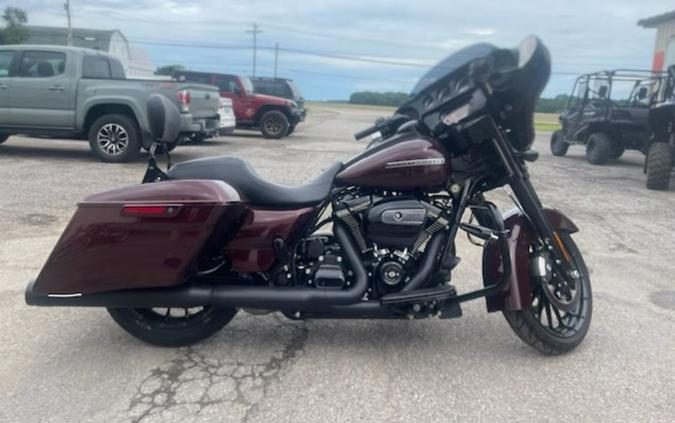 2018 Harley-Davidson® FLTRXS - Road Glide® Special