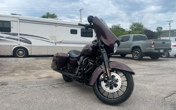 2018 Harley-Davidson® FLTRXS - Road Glide® Special