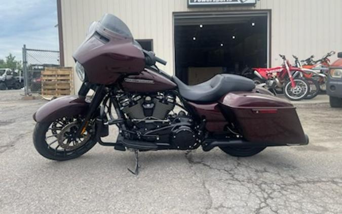 2018 Harley-Davidson® FLTRXS - Road Glide® Special