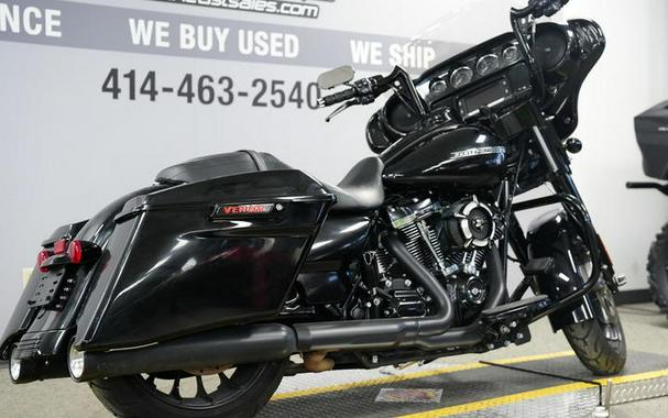 2018 Harley-Davidson® FLHXS - Street Glide® Special