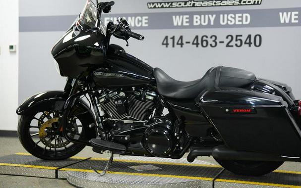 2018 Harley-Davidson® FLHXS - Street Glide® Special