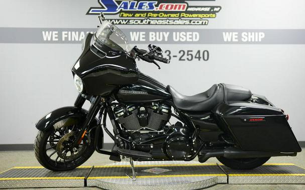 2018 Harley-Davidson® FLHXS - Street Glide® Special