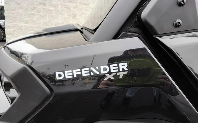 2026 Can-Am Defender XT CAB HD11 With 10.25 In.Display