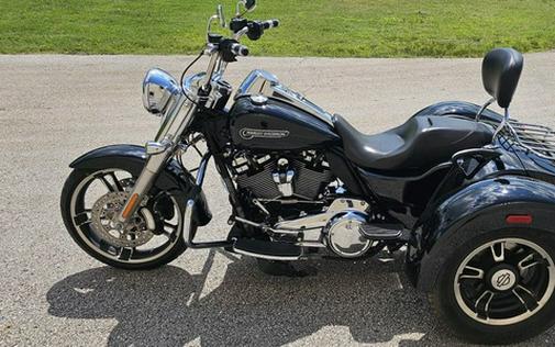 2018 Harley-Davidson Trike FLRT - Freewheeler