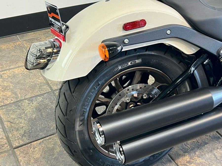 FXLRS 2023 Low Rider® S