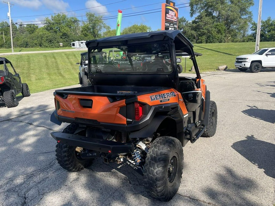 2016 Polaris® General™ 1000 EPS Deluxe Orange Burst