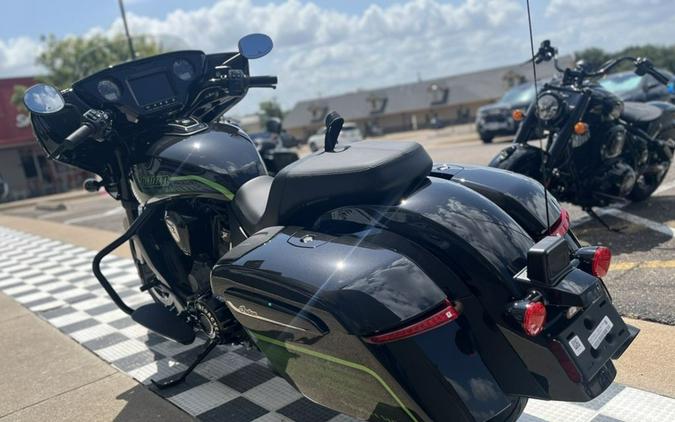 2026 Indian Motorcycle® Chieftain PowerPlus Dark Horse Signature Series Abyss Metallic / Cypher Gr