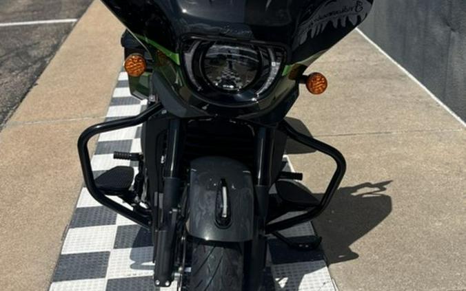 2026 Indian Motorcycle® Chieftain PowerPlus Dark Horse Signature Series Abyss Metallic / Cypher Gr