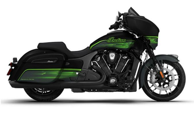 2026 Indian Motorcycle® Chieftain PowerPlus Dark Horse Signature Series Abyss Metallic / Cypher Gr