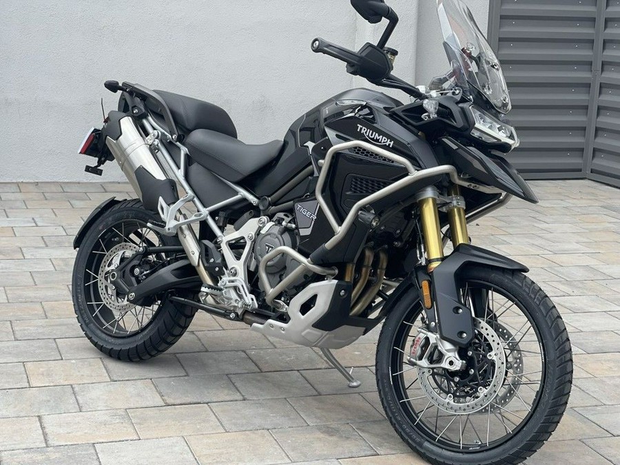 2023 Triumph Tiger 1200 Rally Explorer Sapphire Black