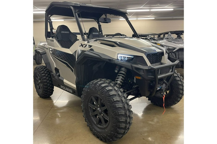 2024 Polaris Industries GENERAL XP 1000 PREMIUM