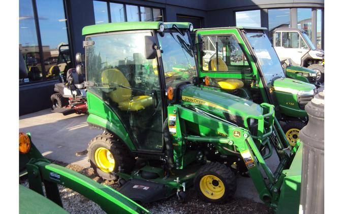 2016 John Deere 1025R