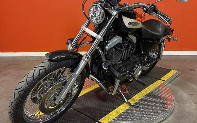 2017 Harley-Davidson 1200 Custom