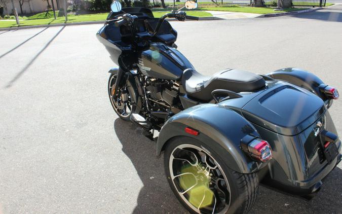 Harley-Davidson® Road Glide 3 2026 FLTRT 84679102 IRON HORSE MTLC