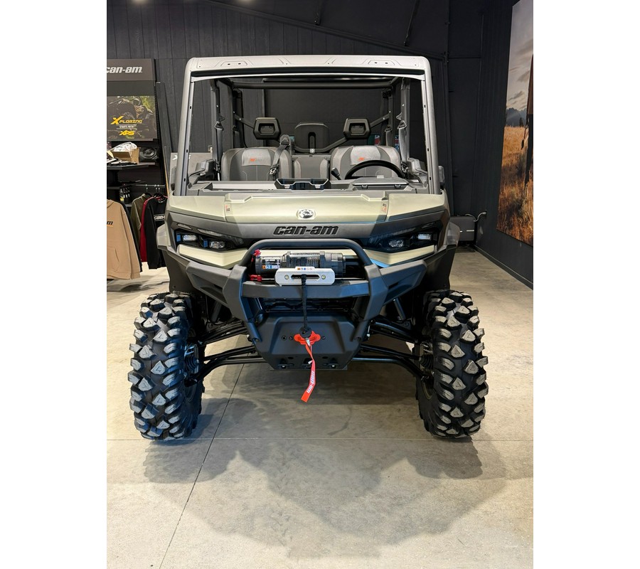 2026 Can-Am Defender MAX X MR HD11 With Half-Doors