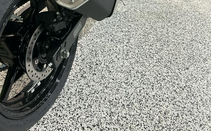2026 Kawasaki Ninja® 500 SE ABS