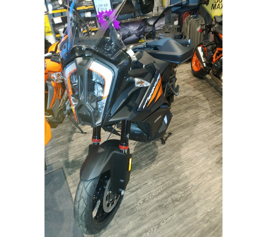 2023 KTM 1290 Super Adventure S