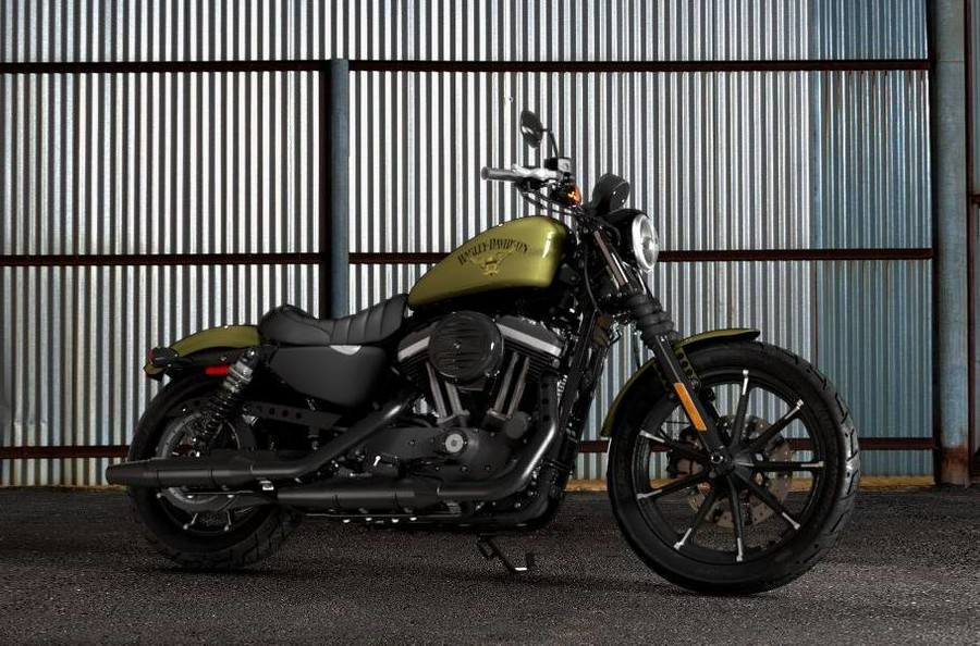 2017 Harley-Davidson® XL883N