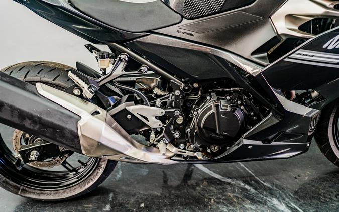 2022 Kawasaki Ninja 400 ABS