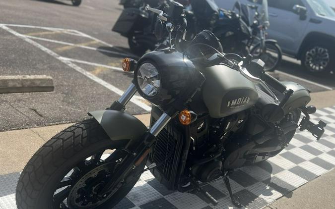 2026 Indian Motorcycle® Scout® Bobber Limited +Tech Moss Green Smoke
