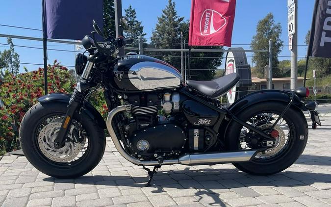 2023 Triumph Bonneville Bobber Chrome Edition Chrome / Jet Black