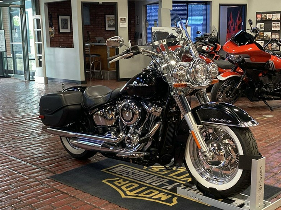 2019 Harley-Davidson Softail FLDE - Deluxe