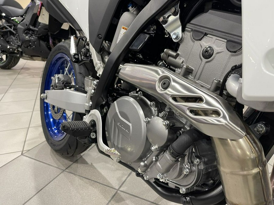 2025 Suzuki DR-Z4SM