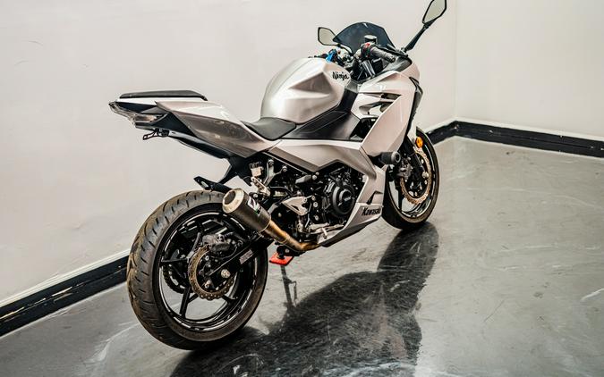 2023 Kawasaki Ninja 400 ABS