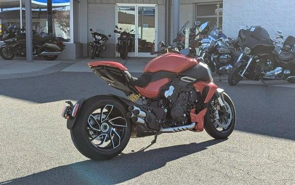 2025 Ducati Diavel V4 Ducati Red