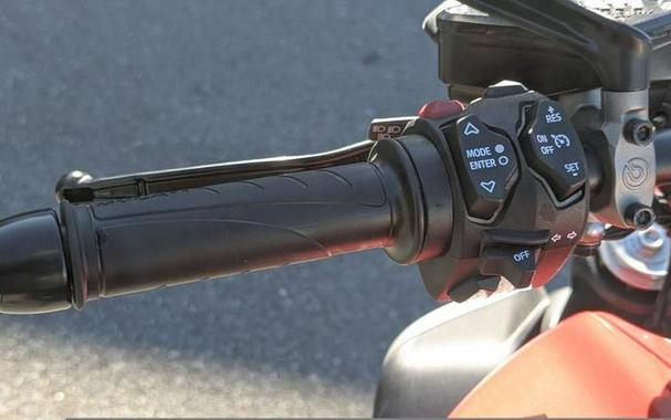 2025 Ducati Diavel V4 Ducati Red