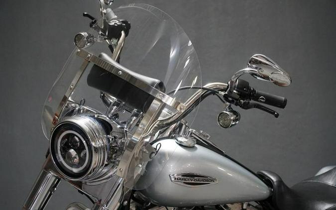2012 Harley-Davidson® FLD - Dyna® Switchback™