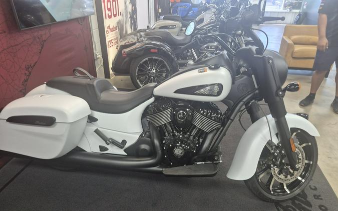 2026 Indian Motorcycle Springfield® Dark Horse®