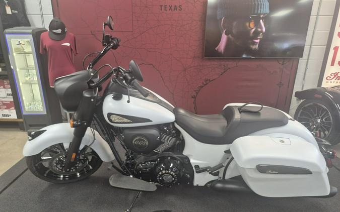 2026 Indian Motorcycle Springfield® Dark Horse®