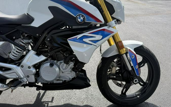 2018 BMW G 310 R Pearl White Metallic