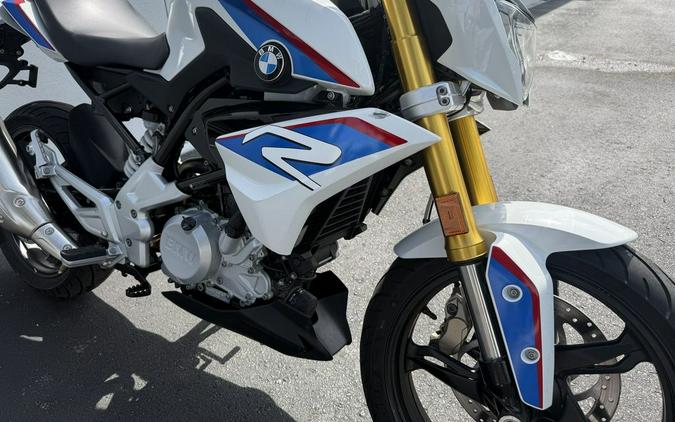 2018 BMW G 310 R Pearl White Metallic