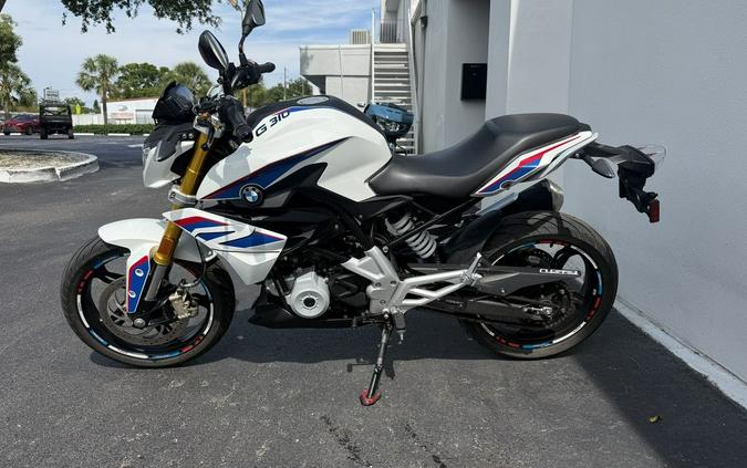 2018 BMW G 310 R Pearl White Metallic