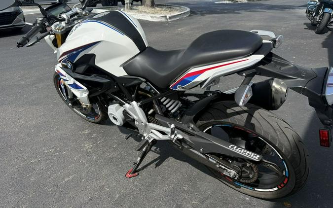2018 BMW G 310 R Pearl White Metallic