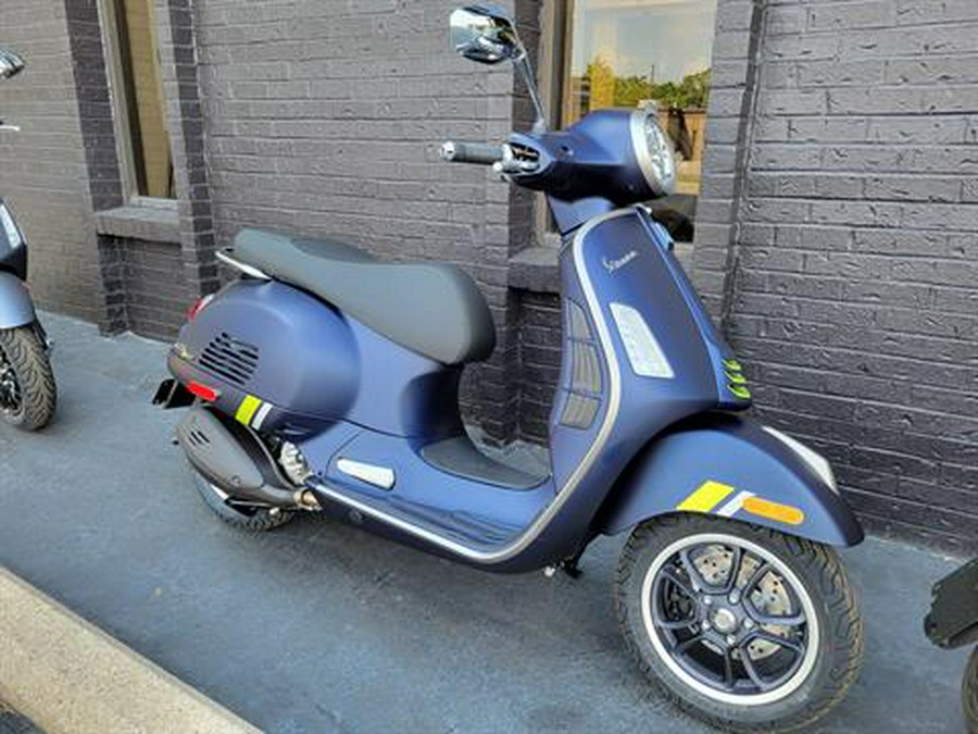 2024 Vespa GTS Super 300 Tech