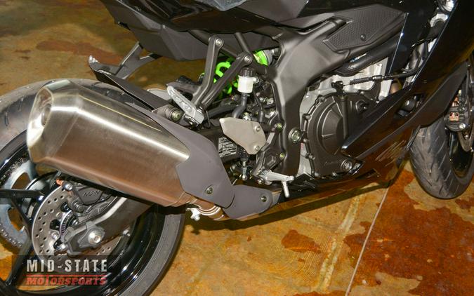 2024 Kawasaki Ninja® ZX™-4RR ABS