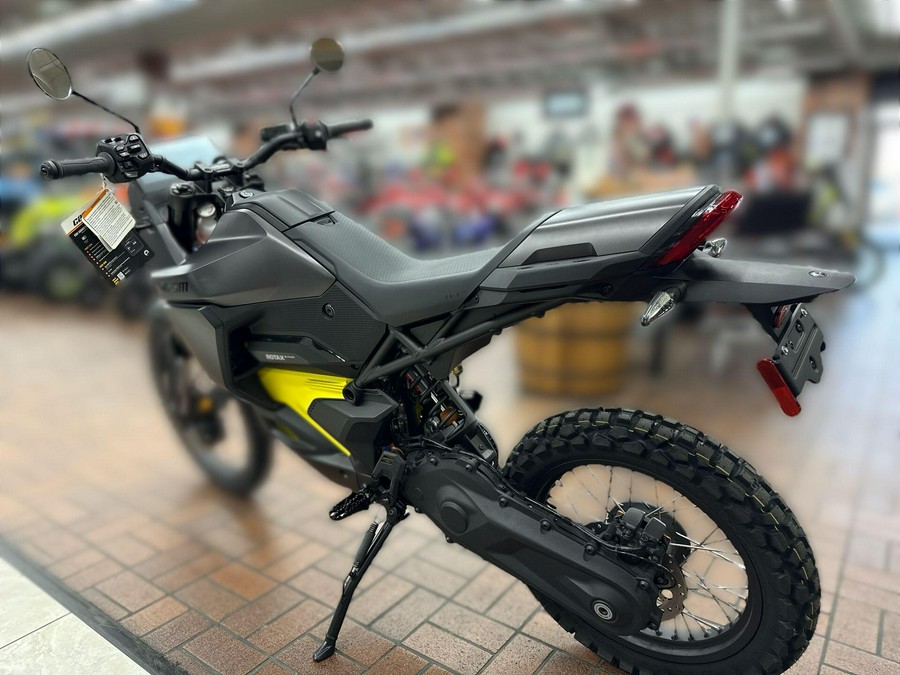 2025 Can-Am ORIGIN EV46-27