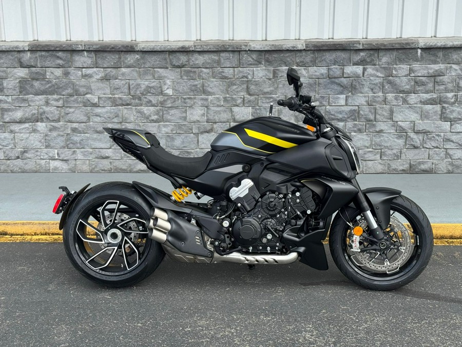 2026 Ducati Diavel V4
