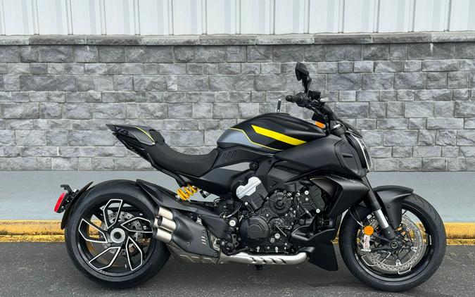 2026 Ducati Diavel V4