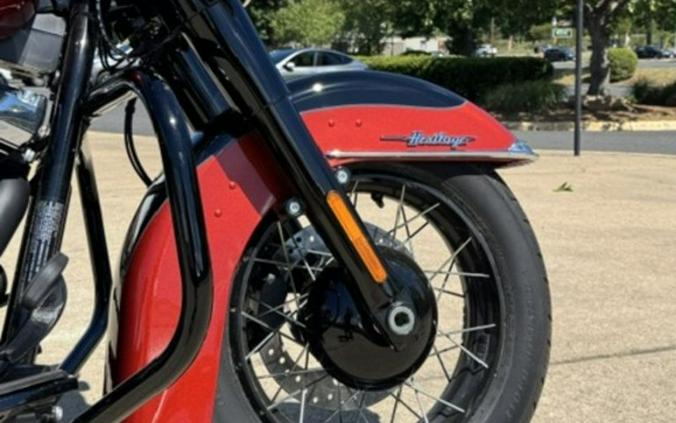2025 Harley-Davidson® FLHC - Heritage Classic