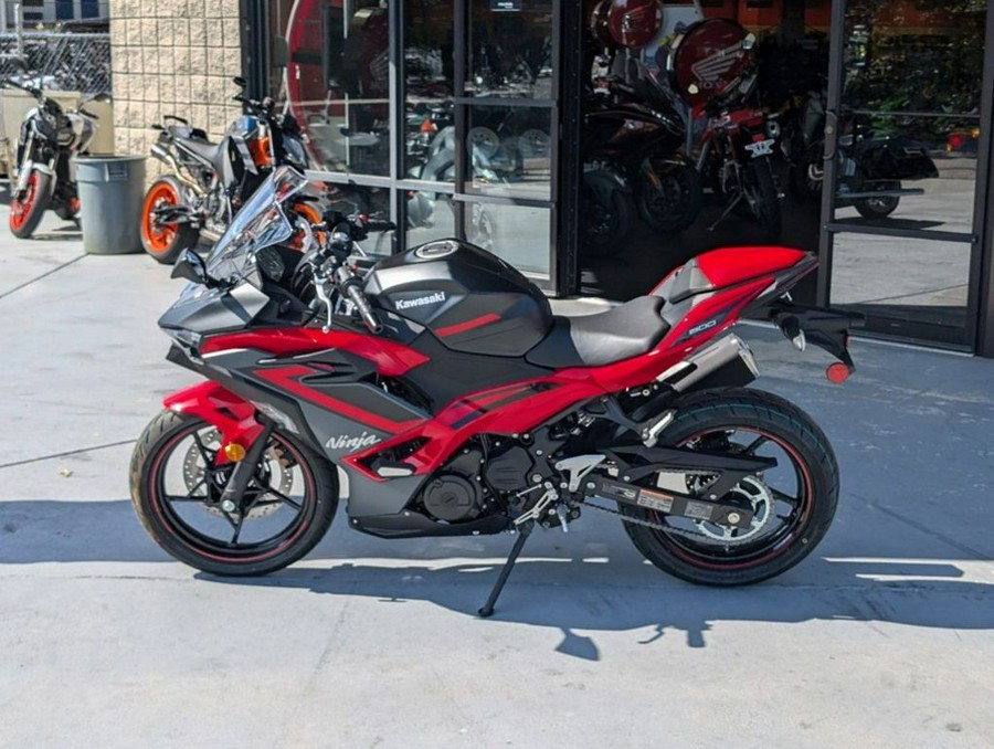 2024 Kawasaki Ninja® 500 SE ABS