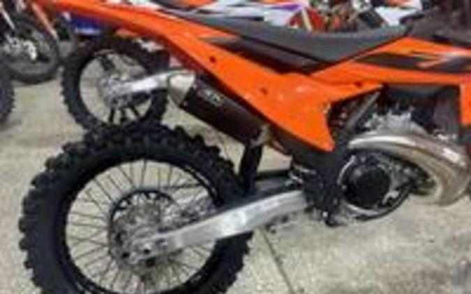 2025 KTM SX 300