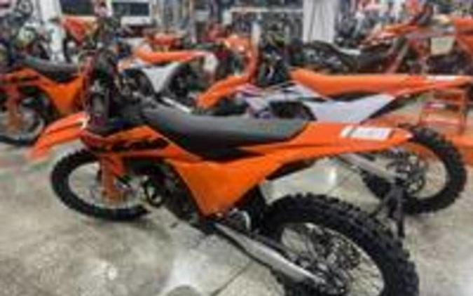 2025 KTM SX 300