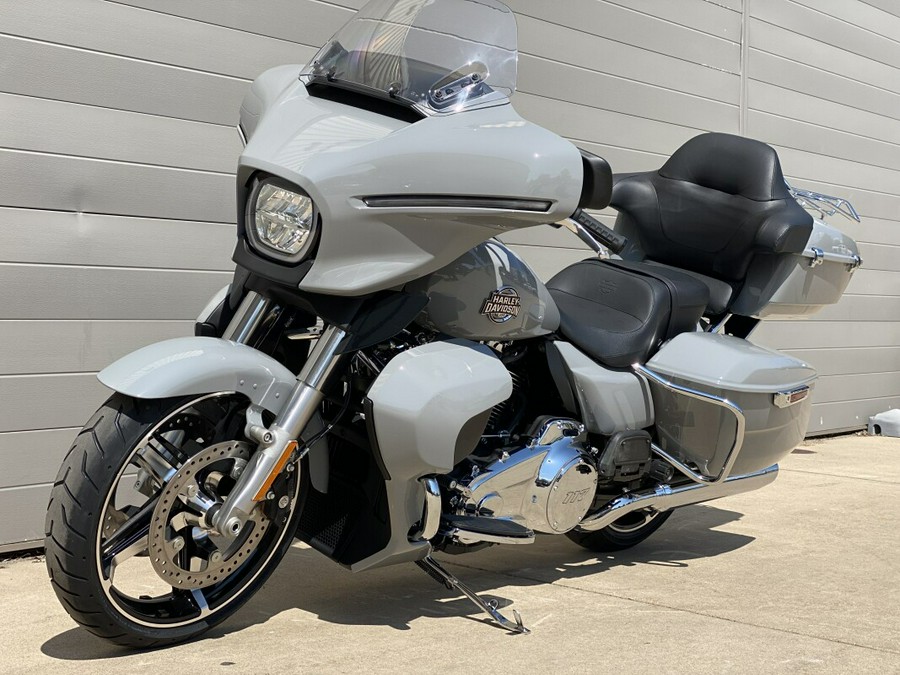 2025 Harley-Davidson Street Glide Ultra