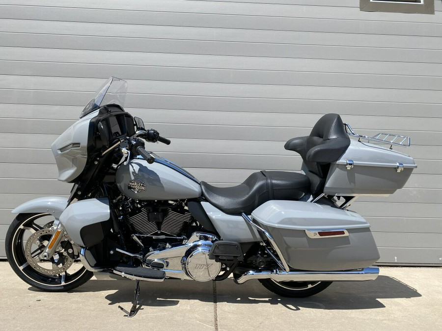 2025 Harley-Davidson Street Glide Ultra