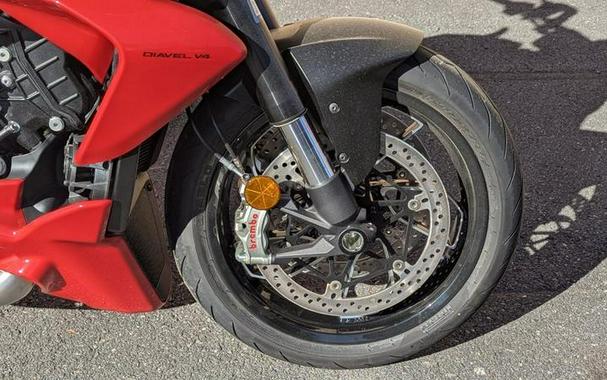 2025 Ducati Diavel V4 Ducati Red